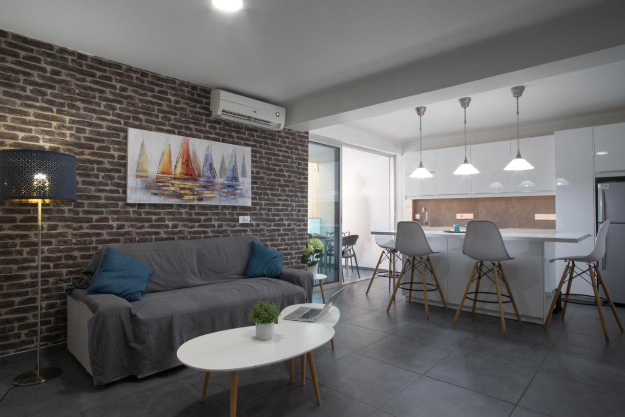 Poseidon Apartment By Michalis 아이아 나파 외부 사진